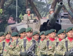 Sertijab dan Tradisi Korps Kostrad, Kepala Rutan Bangil Ikuti Upacara Militer Bersama Forkopimda di Lapangan Arupadatu