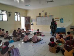 “Dari Dapur Sehat Sppg untuk Masa Depan Sehat: Sentuhan Kasih Babinsa untuk Anak dan Ibu di Pebayuran”