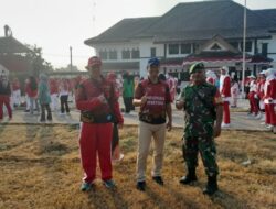 Tumpah Ruah TNI-Polri Kawal Porsendaka 2025 Jalan Sehat HUT RI ke-80 Resmi Dibuka Di Pebayuran