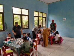 “TNI dan Guru Bersatu, Pastikan Anak-Anak Pebayuran Tak Kekurangan Gizi”