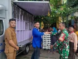 Babinsa Setu Dampingi Distribusi Ribuan Porsi Makanan Bergizi untuk Warga