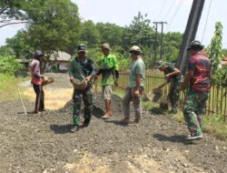 Satgas TMMD ke-126 Bongkar Saluran Air di Desa Nagacipta Bekasi