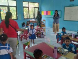 “Sppg Hati Tersentuh, Babinsa dan Guru Bersatu Pastikan Anak Terima Makan Sehat”