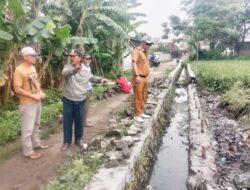 Kepala Desa Kertajaya Tinjau Langsung Perbaikan Saluran Air Jebol di Kampung Teko Tengah