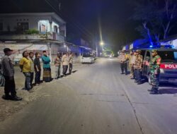 Tekan Angka Kejahatan Jalanan Koramil Pebayuran Bersama Polsek serta Komponen Pendukung Gelar Patroli Malam