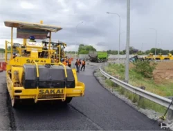 Perkuat Mutu Jalan Tol Area Junction Palembang: HKA Selesaikan Overlay ±12.000 Ton Hotmix