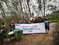 Motor Angkut Sawit Bantu PGN Salurkan Bantuan di Desa Putus Akses di Aceh Tamiang