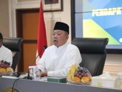 Dengar Langsung Persoalan Layanan di Lapangan, Menteri Nusron Kumpulkan Sejumlah Kepala Kantor Pertanahan di Jawa Barat