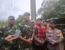 Brimob Polda Metro Jaya Turun ke Lokasi Banjir, Ipda Roy Sormin: Warga Prioritas Utama