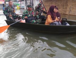Koramil 10 Sukatani Berjuang di Tengah Banjir Demi Keselamatan Rakyat