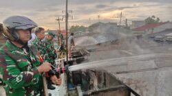 Detik-Detik Kebakaran di Cibarusah, Babinsa Jadi Garda Terdepan Selamatkan Korban