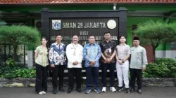 Wakil Kepala BGN Tinjau Distribusi MBG di SMAN 28 Jakarta, Soroti Pengelolaan Sampah Hingga Budaya Demokratis Sekolah