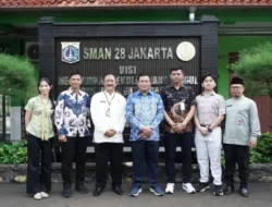 Wakil Kepala BGN Tinjau Distribusi MBG di SMAN 28 Jakarta, Soroti Pengelolaan Sampah Hingga Budaya Demokratis Sekolah